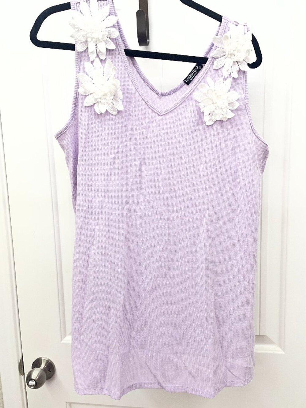 NEW Heimish USA Lavender Tank Top with Embroidered White Flowers Size 1X